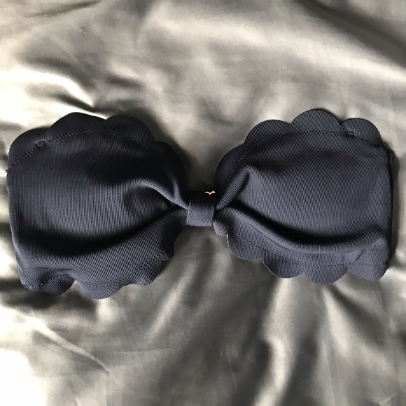 Black Bikini Top - Picture 5 of 6